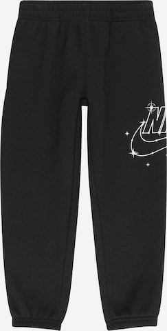 Effilé Pantalon Nike Sportswear en noir : devant