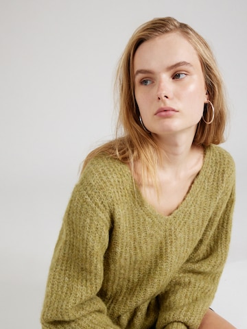 Moves Sweater in Green