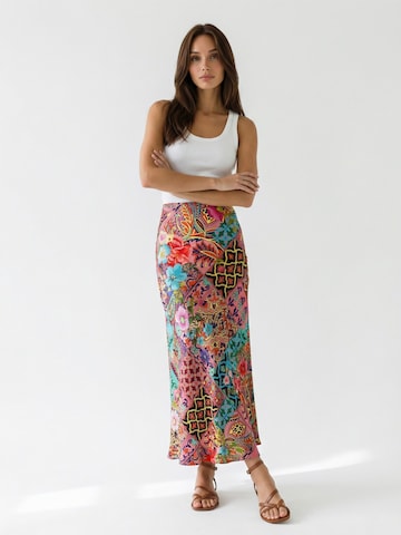 Introvertie VIENNA Rok 'Oia Bias Cut Silk Skirt' in Roze: voorkant