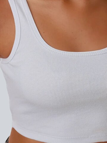 Hiccup Top 'Tanktops & Camis' – bílá
