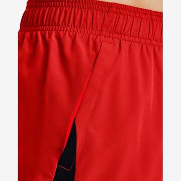 UNDER ARMOUR Regular Sporthose in Rot