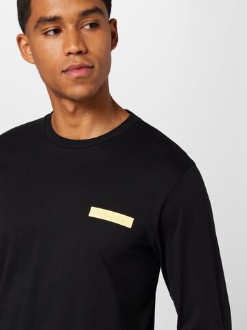 Calvin Klein - Camiseta en negro