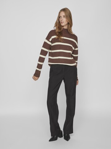 VILA Sweater in Brown