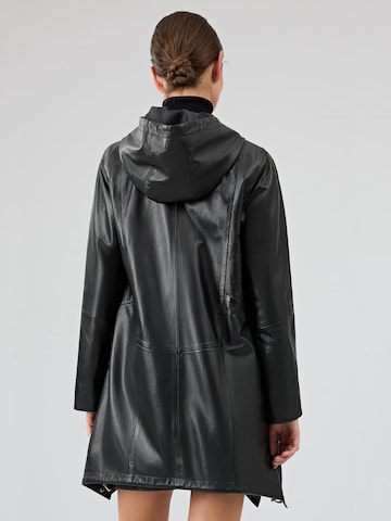 Derimod Tussenmantel 'Daniela' in Zwart
