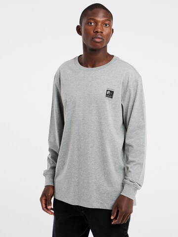 PROTEST Shirt 'SHELBY' in Grijs: voorkant