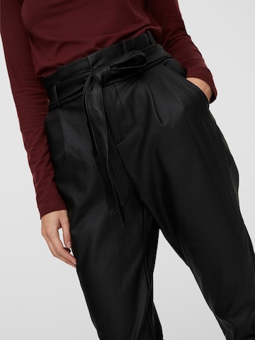 VERO MODA Tapered Pants 'Eva' in Black