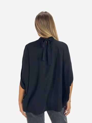 Elara Bluse in Schwarz