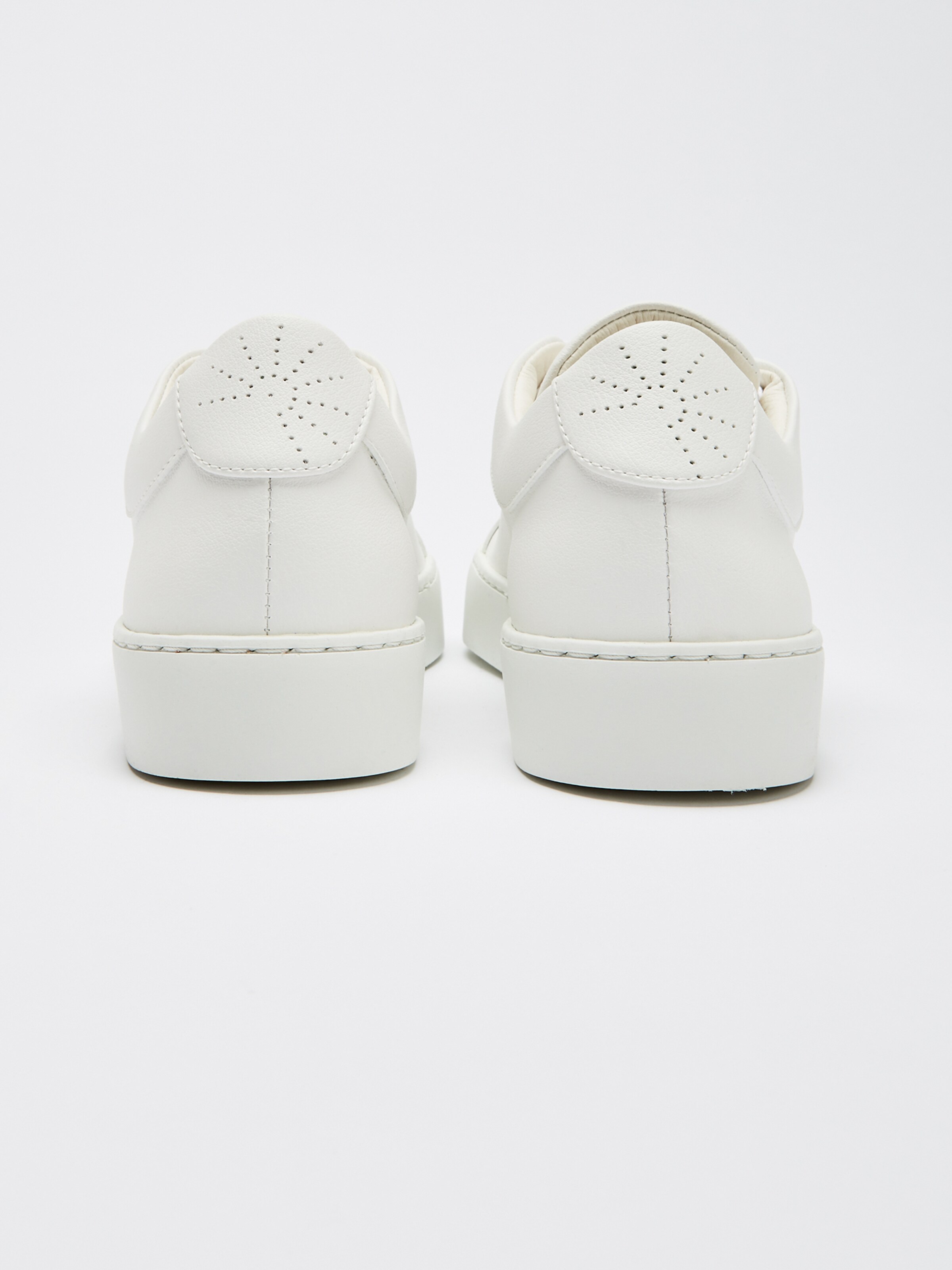Frauen Sneaker NINE TO FIVE Sneaker 'Gràcia' in Weiß - EN34696 Frauen Sneaker NINE TO FIVE Sneaker 'Gràcia' in Weiß - EN34696