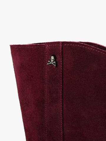 Scalpers Boots in Red