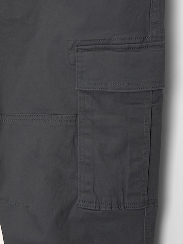 Pull&Bear Tapered Cargobukser i grå