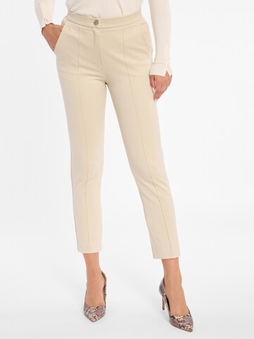 Regular Pantalon à plis 'Tricia Jones' Ana Alcazar en blanc