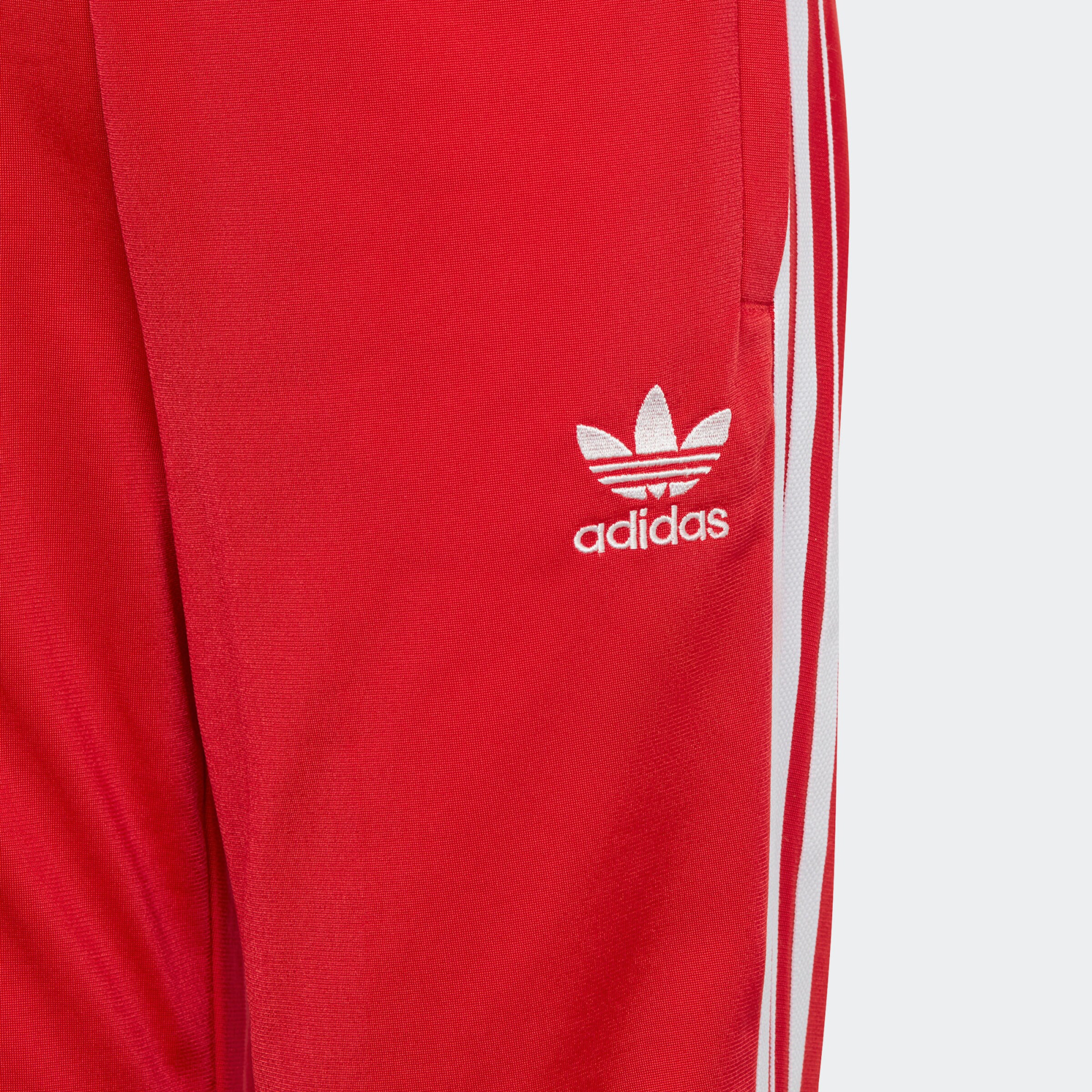 Effile Pantalon Adicolor Sst ADIDAS ORIGINALS en Rouge ABOUT YOU