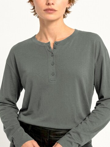 Alexa Dash Shirt in Green