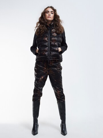 Lola Casademunt Jacke in Braun