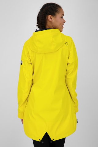 Alife and Kickin Between-Seasons Coat 'Audrey' in Yellow