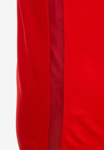 T-Shirt fonctionnel 'Academy 18' NIKE en rouge
