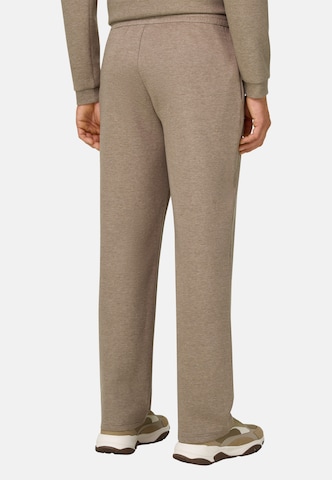Boggi Milano Slim fit Chino trousers in Beige: back