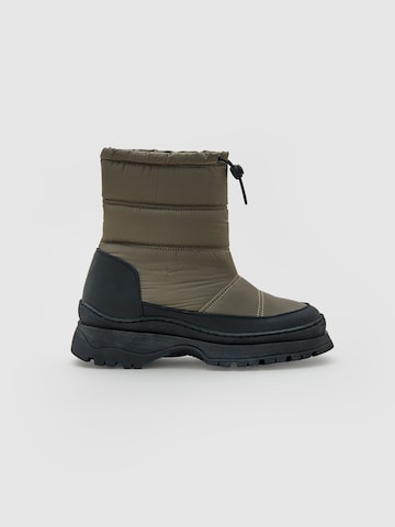 Boots da neve 'Tamia' di EDITED in grigio: frontale