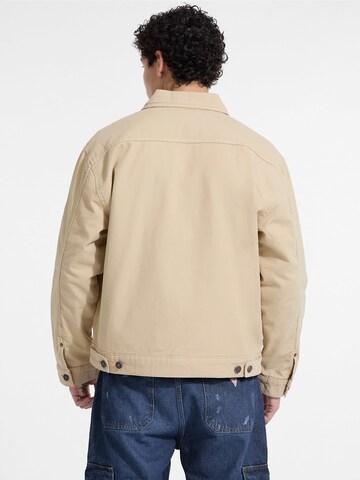 GUESS Between-Season Jacket in Beige