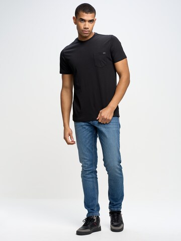 BIG STAR Shirt 'Carbon' in Zwart