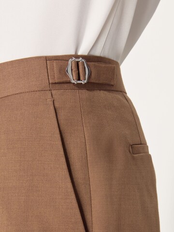 Next Regular Hose in Beige