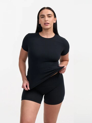 cfab (formerly creamy fabrics) Slimfit Byxa 'Cotton Short' i svart