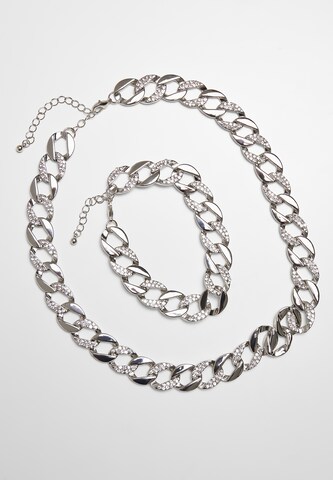 Set di gioielli di Urban Classics in argento: frontale
