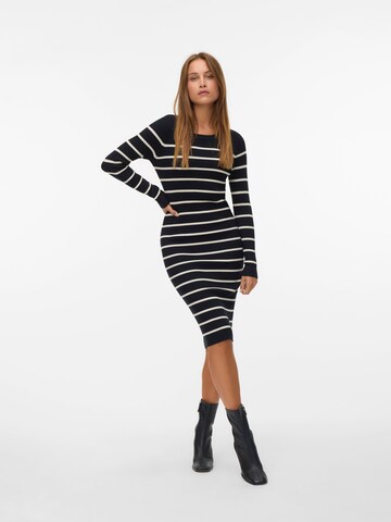 Rochie tricotat 'VMGIZELLE' de la VERO MODA pe negru