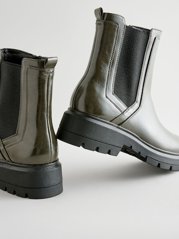 Next Chelsea Boots in Grün