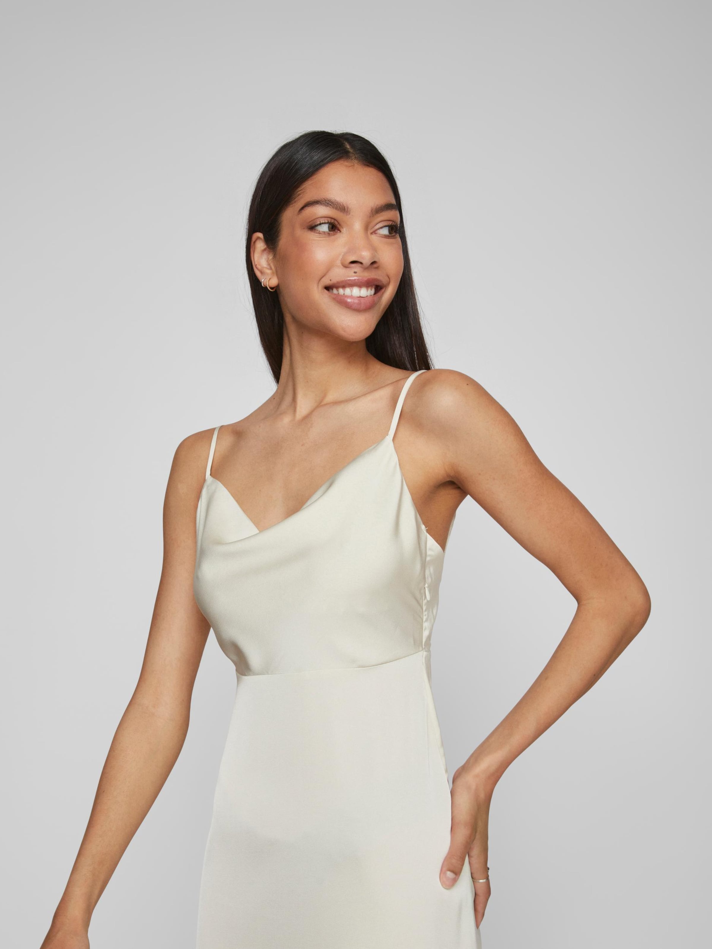 Robes de soiree 7 8 long en ligne sur ABOUT YOU