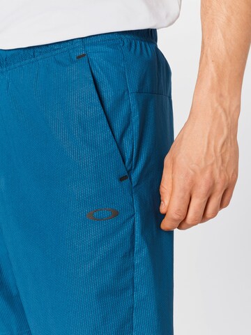 OAKLEY Regular Sportshorts in Blau