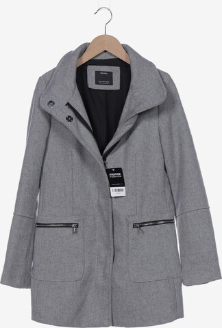 Bershka Jacket & Coat in S in Grey: front