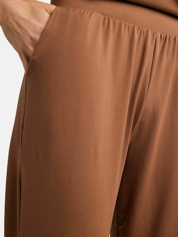 Liberte Essentiel - Regular Calças ' ALMA ' em castanho