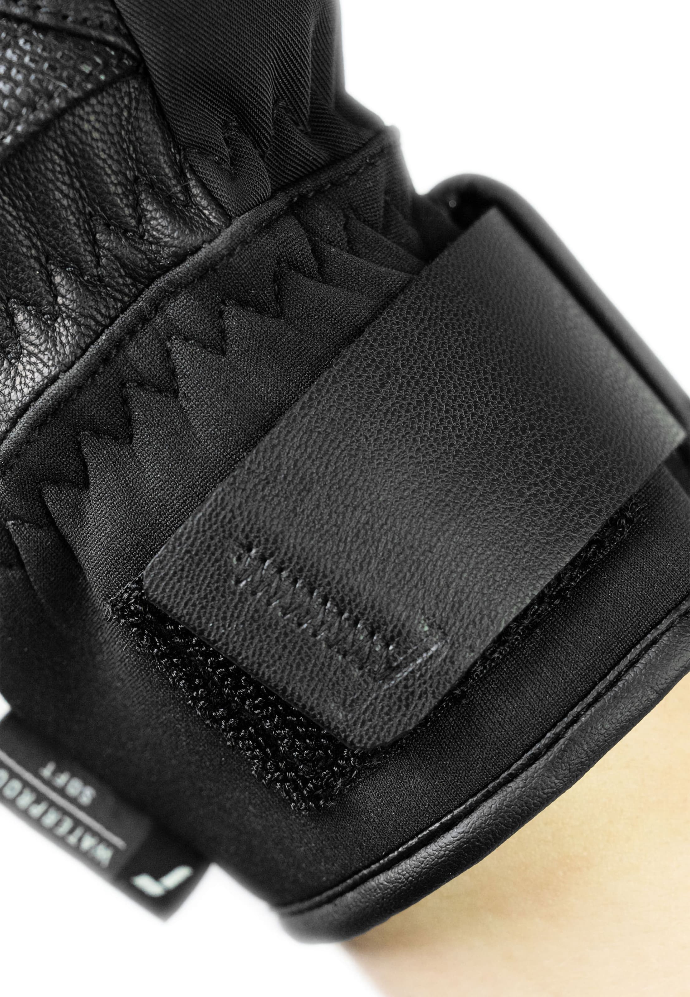 REUSCH Sporthandschoenen 'Neville' in Zwart