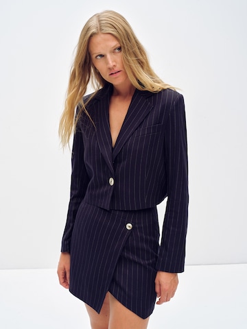 ABOUT YOU x Toni Garrn Blazer 'Isabelle' in Blue: front