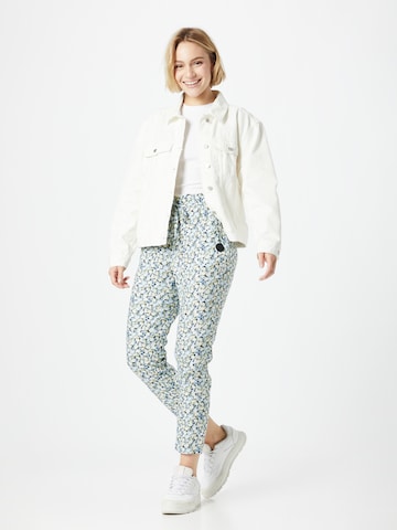 Regular Pantaloni 'JUNGLE WALK' de la WLD pe verde