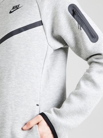 Nike Sportswear - Sudadera con cremallera 'Tech Fleece 2' en gris