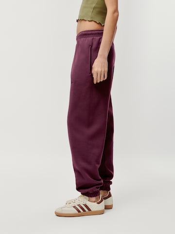 Tapered Pantaloni 'Ruby' de la LeGer by Lena Gercke pe mov