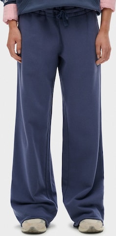 Superdry Broek in Blauw: voorkant
