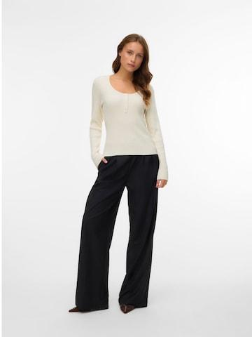 VERO MODA - Camiseta 'Maglieria 10331428' en blanco