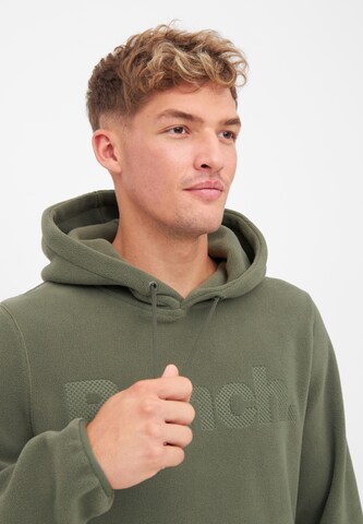 BENCH Sweatshirt in Green
