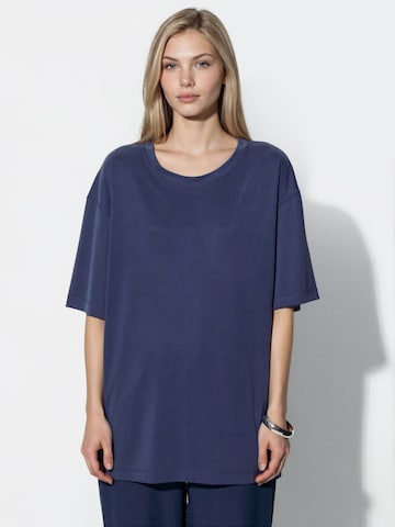 Busem T-Shirts in Blau: Vorderseite