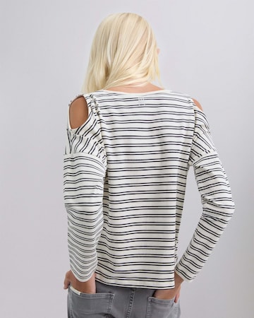 Scalpers Shirt in Black