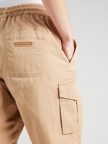 NAPAPIJRI Regularen Hlače 'POUDRE' | bela barva