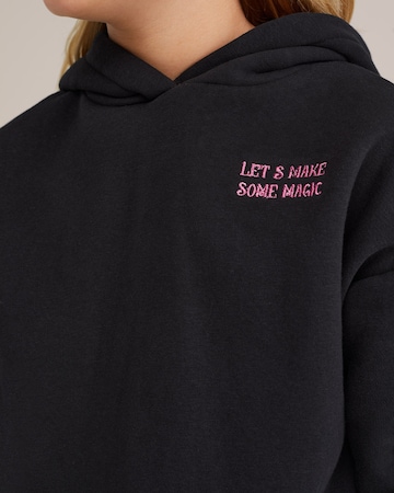 WE Fashion Sweatshirt in Schwarz