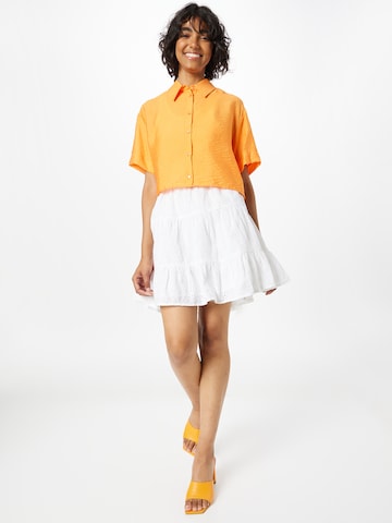 SISTERS POINT Skirt 'UBBY' in White