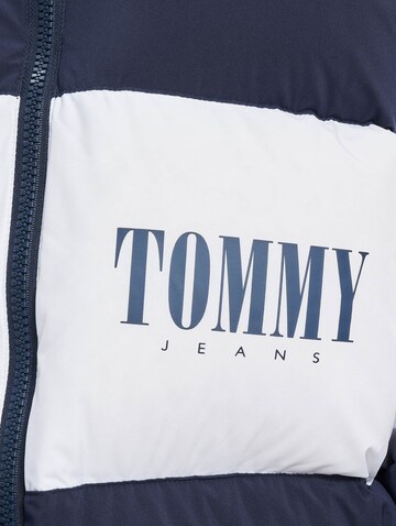 Tommy Jeans Winterjas in Blauw