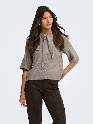 Cardigan 'ONLLANA' ONLY en gris : devant