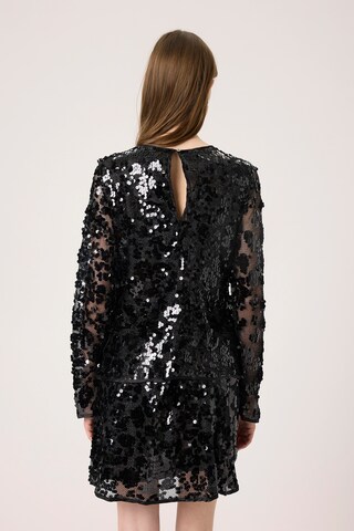 SOAKED IN LUXURY Blouse 'SLWinslet' in Black