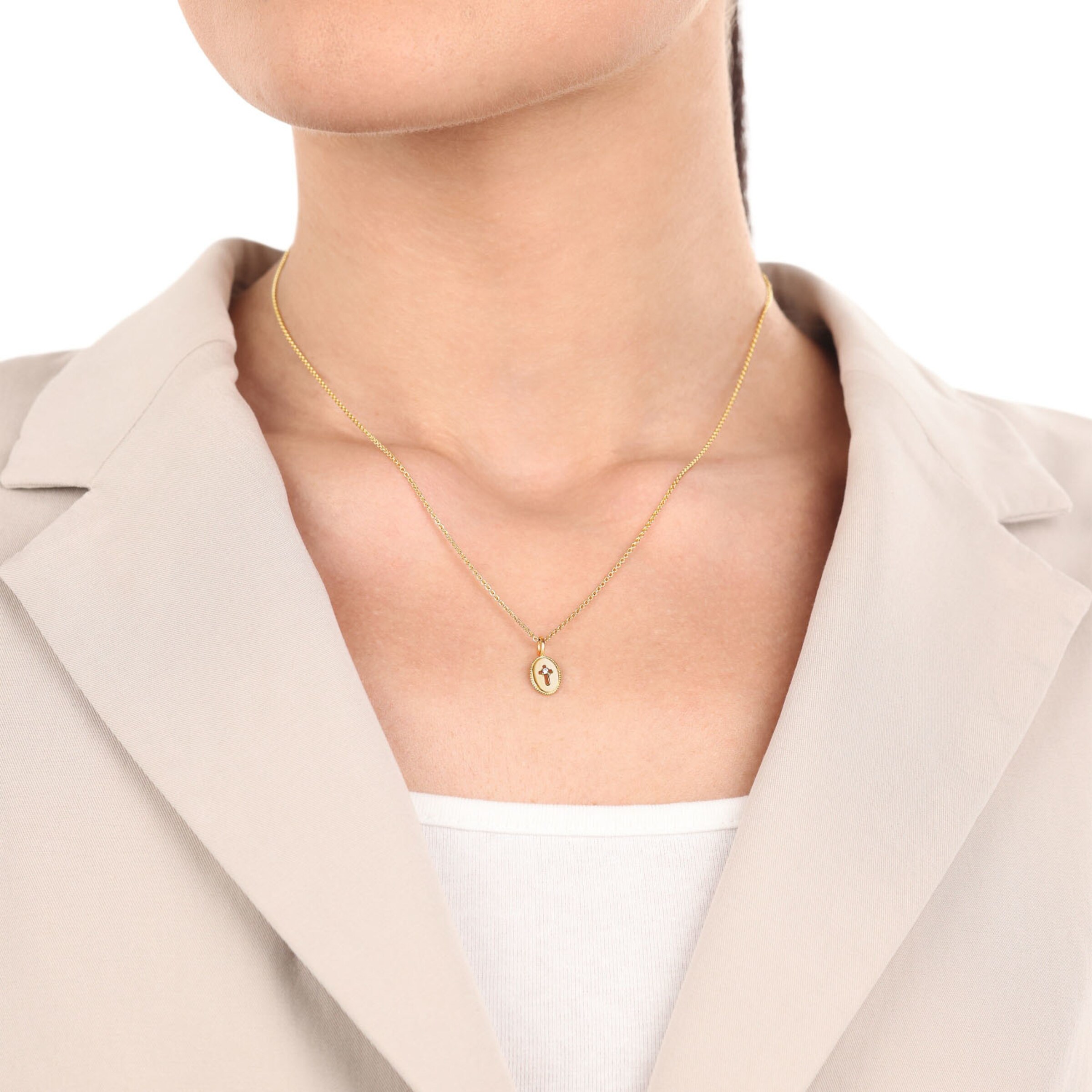 AMOR Pendant in Gold: front